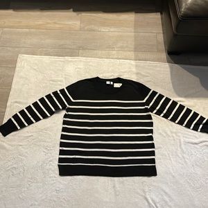 Plus size Black and White Stripped Crew Neck Sweater